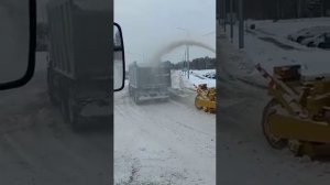 Работа навесого снегоуборочного ротора NRT5J