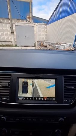 Установили Круговой обзор на родной монитор #KIA #Carnival3 #automobile #круговойобзор