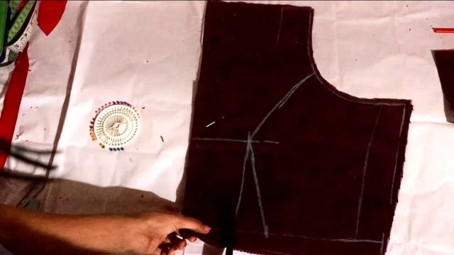 Padded Princess cut blouse Cutting & Stitching | 34 Size Princess Cut Blouse cutting perfect way смотреть онлайн