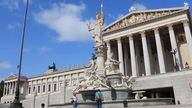 Tage in Wien смотреть онлайн