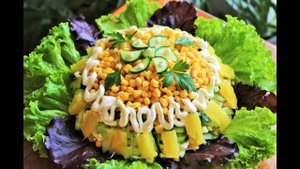 САЛАТ СЛОЁНЫЙ "ПРАЗДНИЧНЫЙ"! Сочный, необыкновенно вкусный!