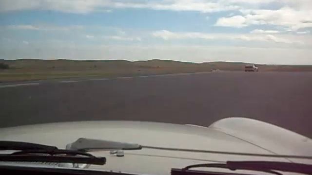 1966 Volvo 1800S at Thunderhill Raceway, 11-05-2009 смотреть онлайн