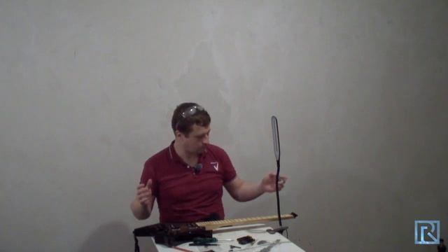 [DIY] Замена фурнитуры на безголовой гитаре смотреть онлайн