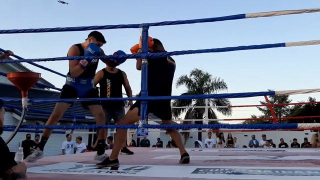 ROMERO VS CASAL. EVENTO BOXEO YAO CABRERA VILLA CARLOS PAZ 2022. смотреть онлайн