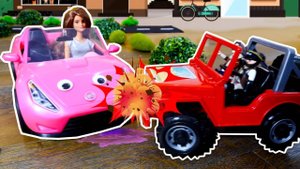 Машина Барби столкнулась с джипом пиратов. Видео про игрушки для детей