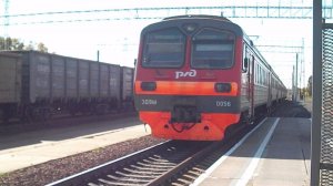 Электропоезд ЭД9М-0056. Отправление.