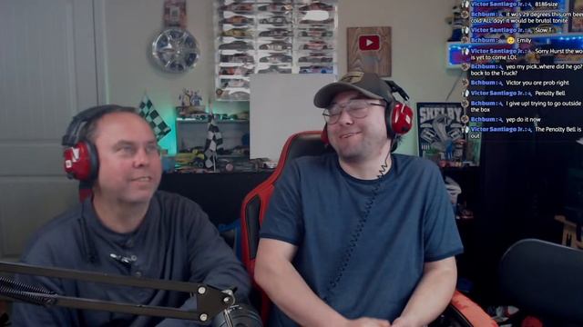 Blue Emu Maximum pain relief 400 Live Reactions | NASCAR Cup Series Martinsville смотреть онлайн