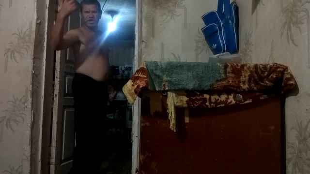 Батя рассказывает о гранатах смотреть онлайн