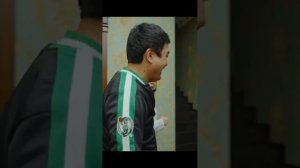 Vogzalda tug’ilib othonada yashayatgan yigit😂