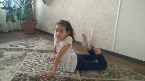 Учимся вставать на мостик. Видео урок 2