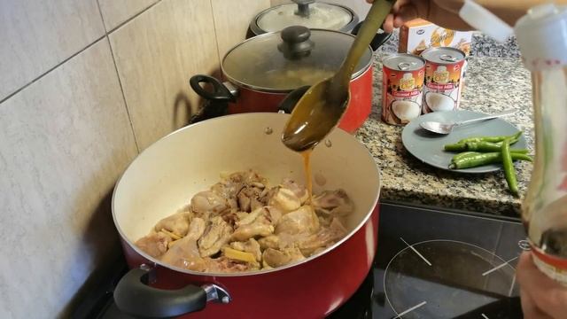 GINATAANG MANOK WITH PAPAYA AT MALUNGGAY смотреть онлайн