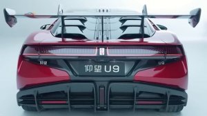 Прыжки на BYD Yangwang U9 со скоростью 120 км/ч - это реальность!