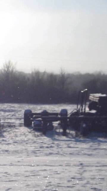 Серебристый снег кружится. смотреть онлайн