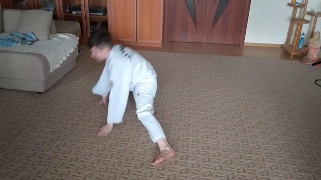 3. Шпагат ( продольный, правый, левый) смотреть онлайн