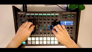 Trap jam on the Roland MC-707(firmware v1.50)-new dawn session, a lack of voices in the sound engin