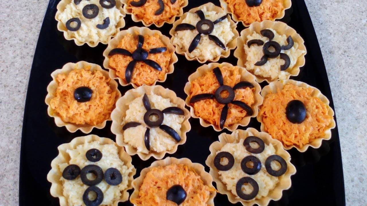 ЗАКУСКА НА ПРАЗДНИЧНЫЙ СТОЛ! Тарталетки с чесночной закуской. смотреть онлайн