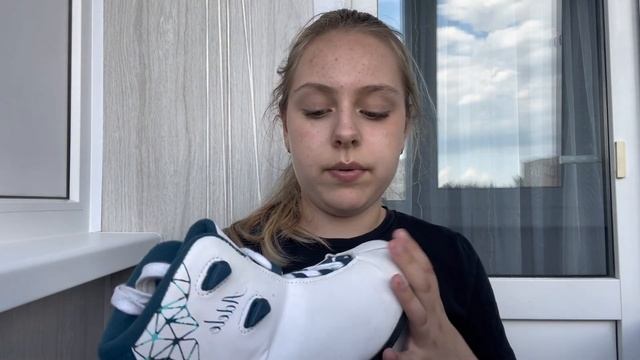 ❤️🔥КАКИЕ КОНЬКИ ЛУЧШЕ?ЛЮБИТЕЛЬСКИЕ ИЛИ ПРОФ?🔥||Разберемся тут!⛸️ смотреть онлайн