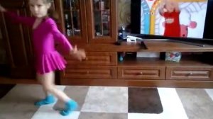 Колесо и шпагат