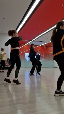 Dance Mix Она так хороша