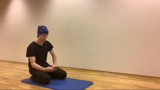 Сессия 4/60 - три месяца на шпагат и стойку на руках смотреть онлайн