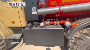 Обзор топливозаправщик 8 куб. Урал-4320 новая бочка оборудования АТЗ-8м3 ДВС-238 капитальный ремонт