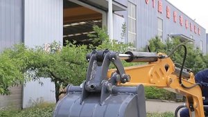 Мини-экскаватор из Китая бренда HengWang hw-10 чангчай 192f
