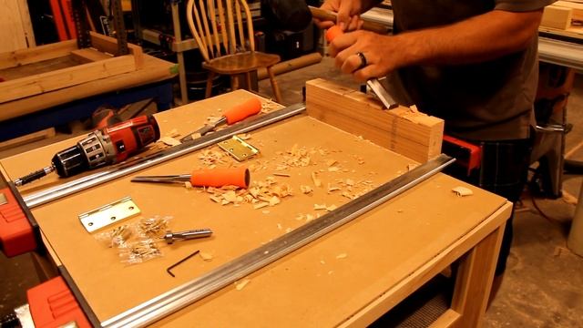 Mobile Tool Base смотреть онлайн