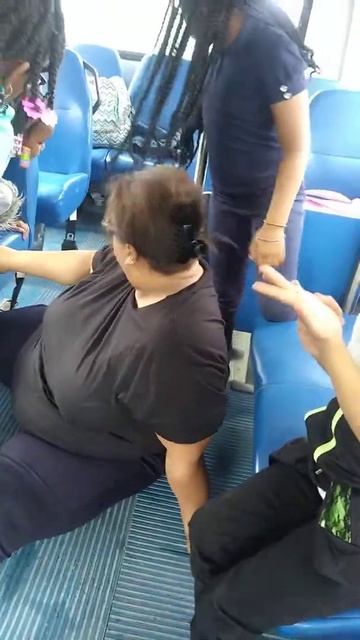 Trying to do the splits смотреть онлайн