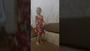 Аделя шпагат