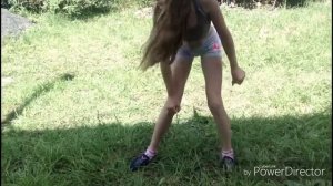 Как сесть на шпагат/// Саша Lime 😹😹👩😸😘💟💝💜💋💗🐼