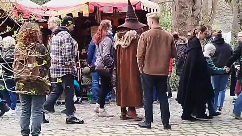ГЕРМАНИЯ. СРЕДНЕВЕКОВЫЙ ПРАЗДНИК В Г. MANNHEIM. В КОНЦЕ ПАЛИТ ПУШКА!!! НЕ ПУГАЙТЕСЬ. 15.03.25