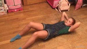 КОРОЧЕ ГОВОРЯ Я СЕЛА НА ШПАГАТ!!!