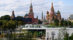 Прогулки по Москве{Красная площадь.Варварка.Парк Зарядье}