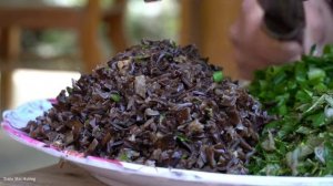 1369 Days of Harvest Peanut, Purple Potato, Pumpkin, Cabbage, Yam Root Selling. Trieu Mai Huong