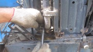 Утечка масла в системе охлаждения смазки двигателя МТЗ-80.1  Поиск проблемы и ремонт.