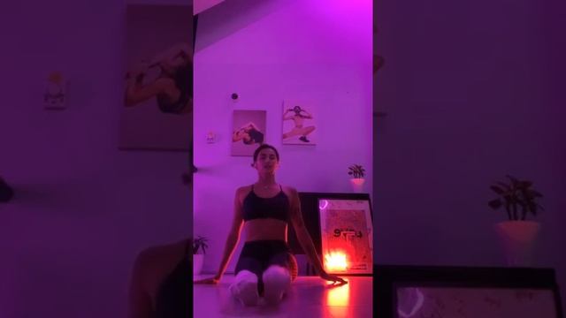 Растяжка - тренировка от Анны Канюк смотреть онлайн