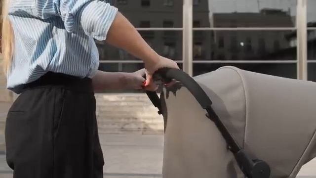 Коляска Anex Air-Z сложение