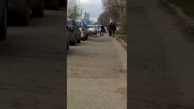 Обдолбаные малолетки шастают по симинке тверь смотреть онлайн