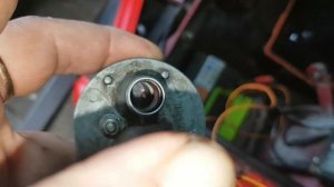 BMW 5 e28 M10B18i  клапан холостого хода или клапан холодного пуска.