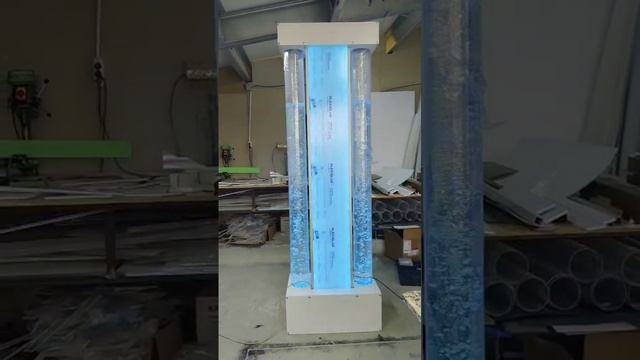 Инсталяция из колонн 150 мм и пузырьковых панелей