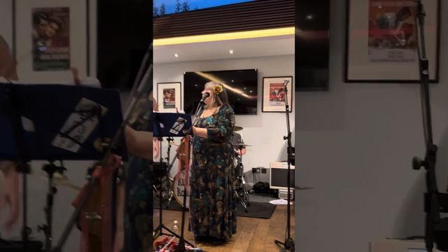 The Kinksfan Kollektiv - Living On A Thin Line - The Clissold Arms - July 27, 2024 смотреть онлайн