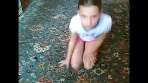 КАК НАУЧИТСЯ ДЕЛАТЬ ШПАГАТ !!!!!!!!!!
