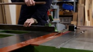 Изготовление рамы для картины из темного ореха мастером Ишитани