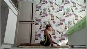 Как сделать шпагат с прогибом