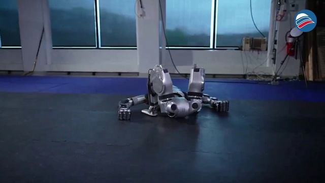 Робот-атлет: Boston Dynamics создает андроида, который поражает своими трюками