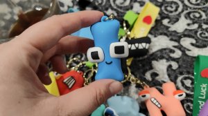 Милая буква I алфавита лор разговаривает, брелок с буквами алфавит лора, alphabet lore