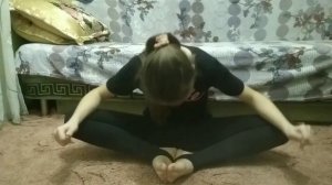 Видео урок как сесть на поперечный шпагат ✨