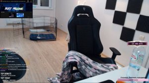 Ahrinyan показывает жопу