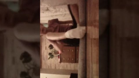 Как сесть на правый шпагат