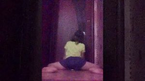 Как сесть на шпагат 4 упражнение